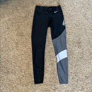 Size S Nike Leggings